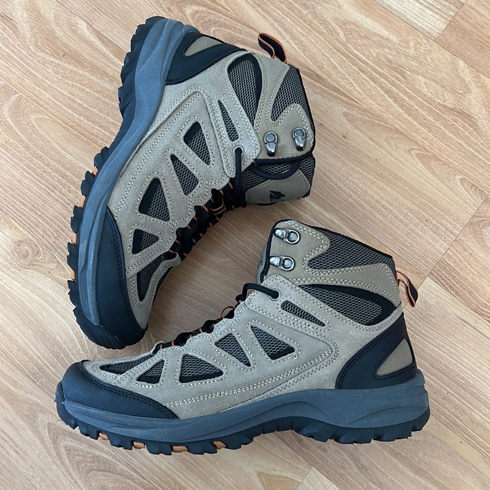 Denali Men’s Hiking Boots